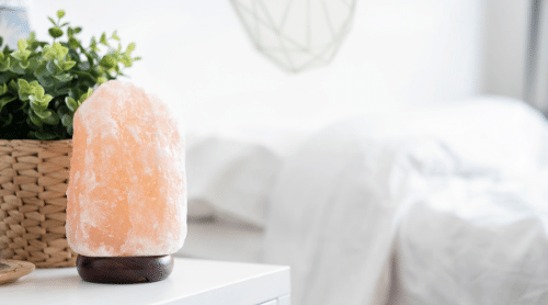 himalayan salt lamp featured