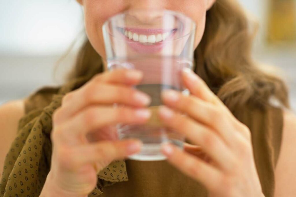 The 7 Best Weight Loss Tips for Women drink water