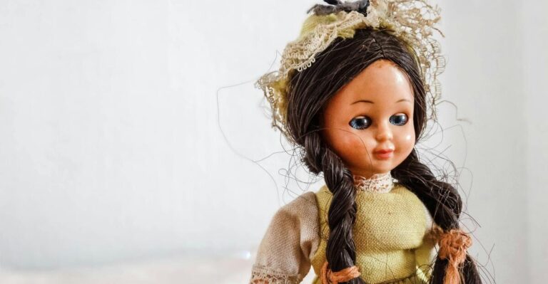 10 Antique Dolls That Are Rare and Highly Valuable